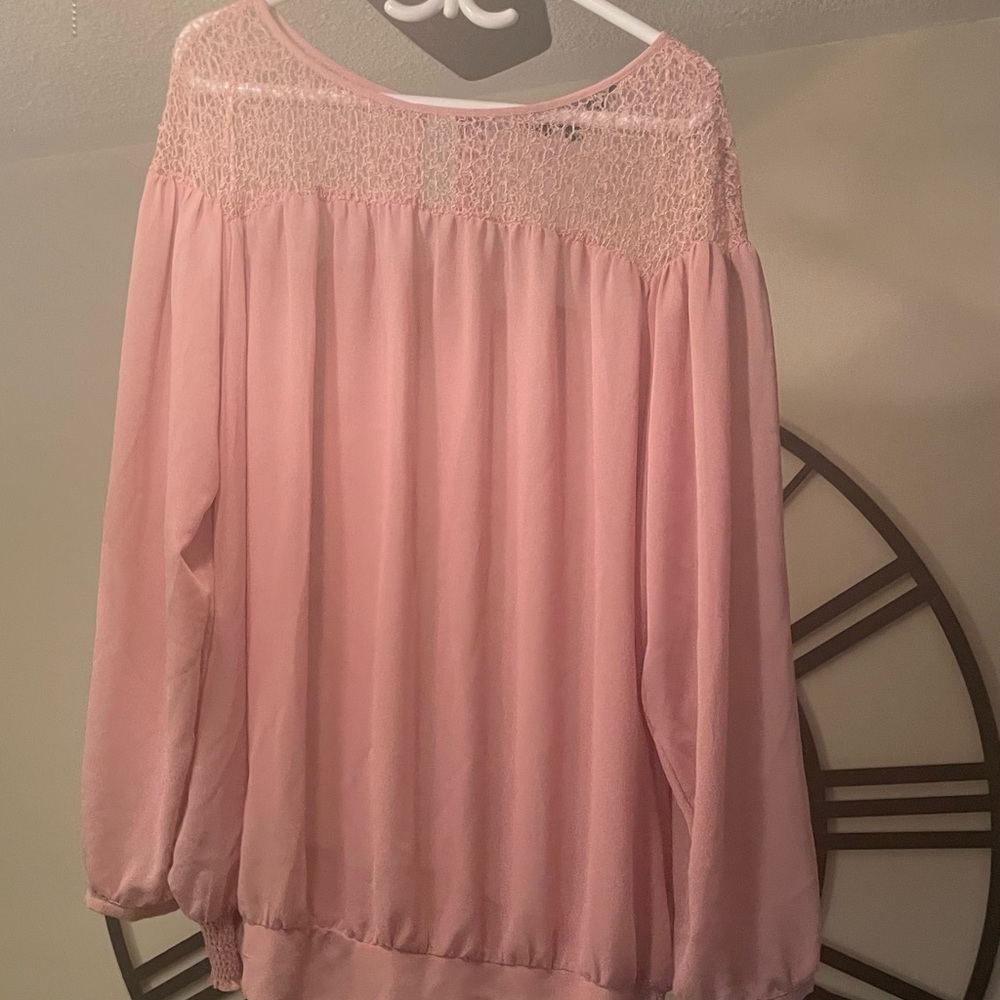 Size 16 US lacey pink summer blouse